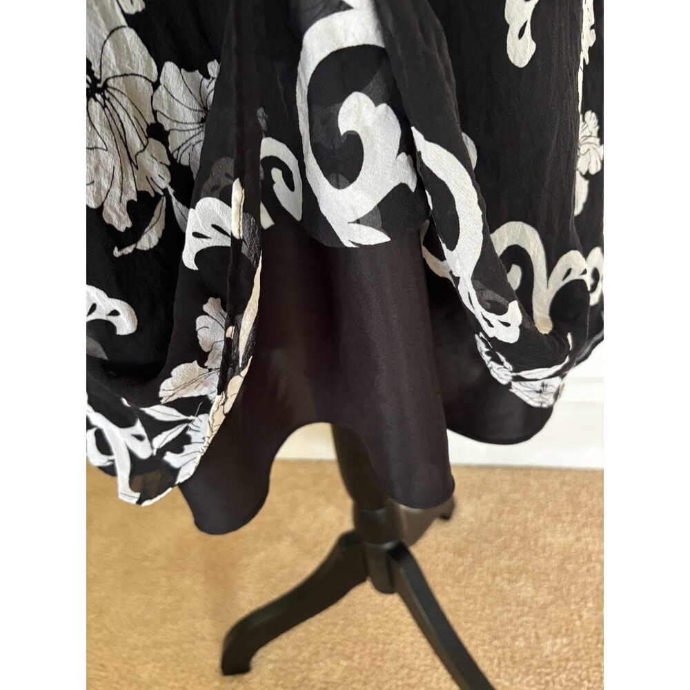 White House Black Market Silk Halter Dress Sz 14 Black White Floral Paisley - Picture 5 of 6